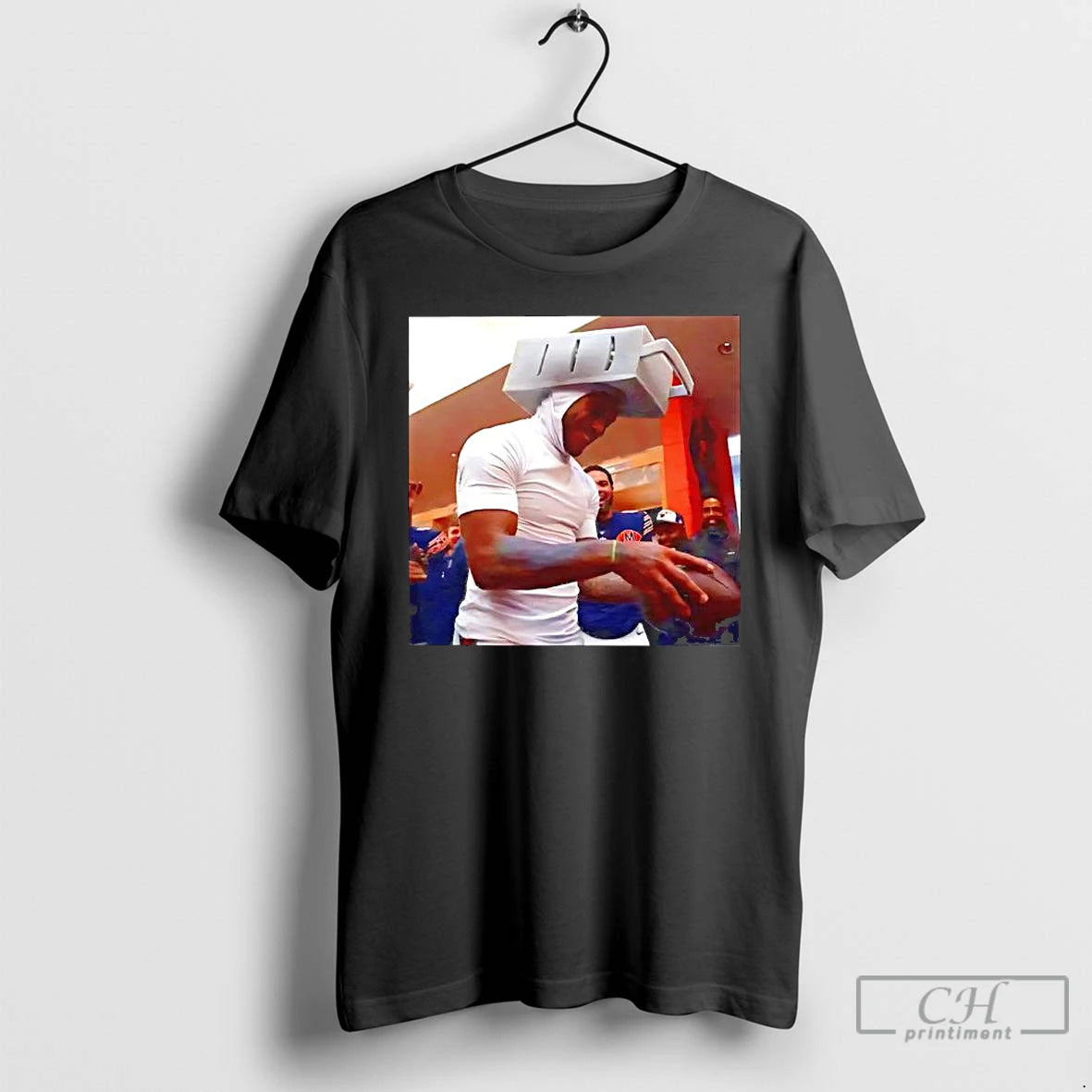 Classic Chicago Bear Dj Moore Wearing A Cheese Grater Hat T-Shirts, Hoodie, Sweatshirt | AU01DripNestTees.com