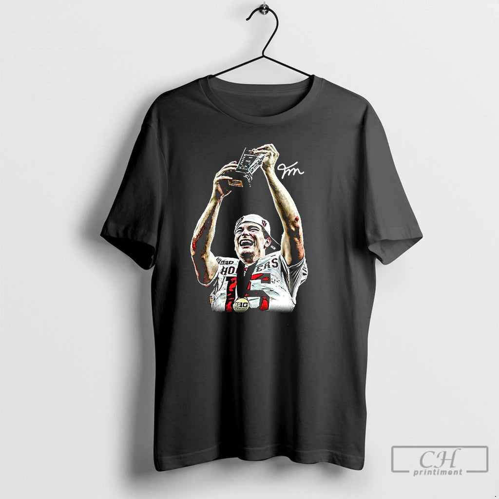 Classic Fernando Mendoza Hoosiers Indiana Football Mvp Trophy Signature T-Shirts, Hoodie, Sweatshirt | AU01DripNestTees.com