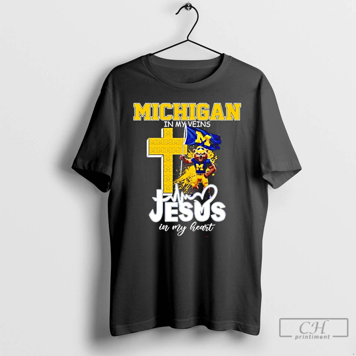 Classic Michigan Wolverines In My Veins Jesus In My Heart Flag T-Shirts, Hoodie, Sweatshirt | AU01DripNestTees.com