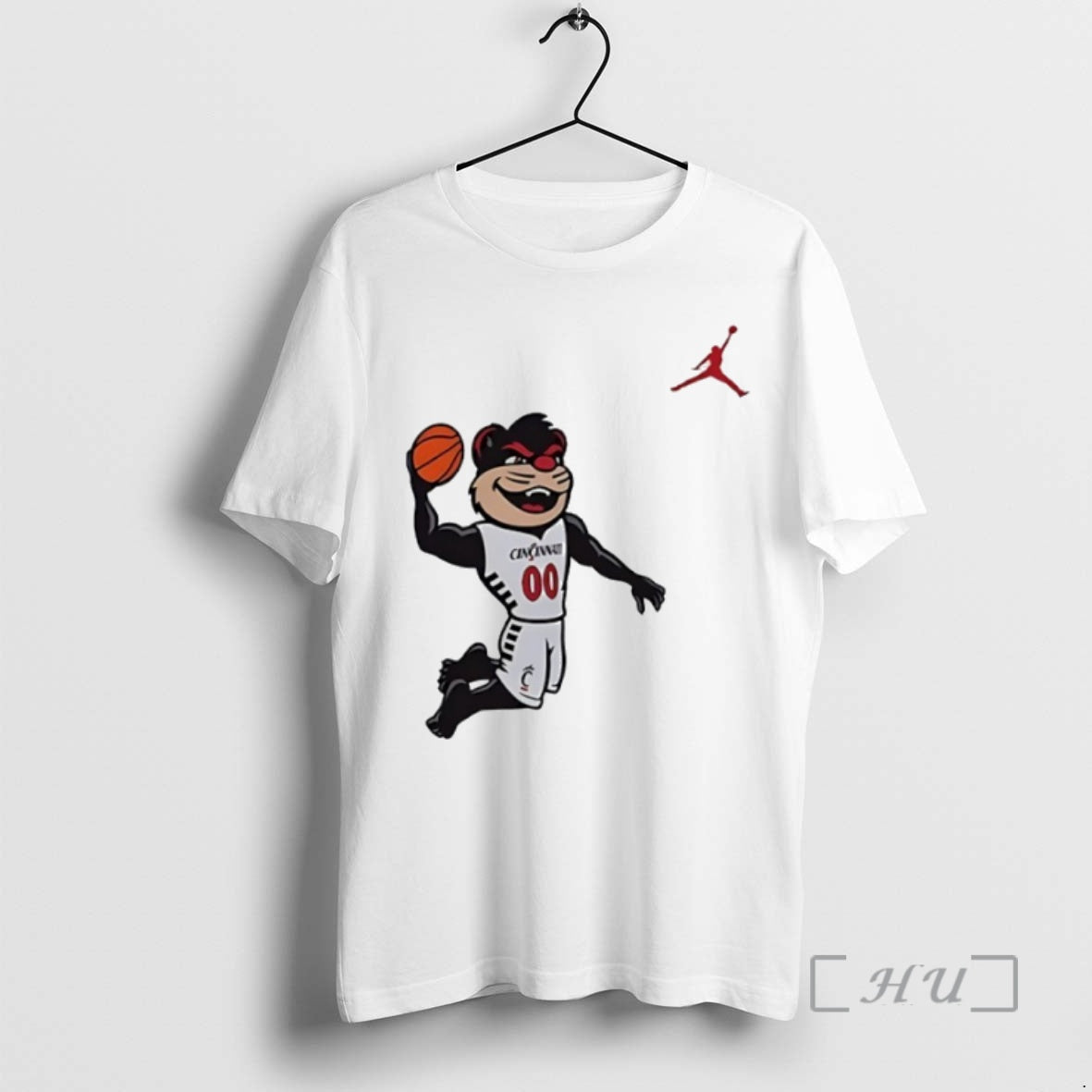 New Cincinnati Bearcats Mascot Playing Basketball Circle T-Shirts, Hoodie, Sweatshirt | AU01DripNestTees.com