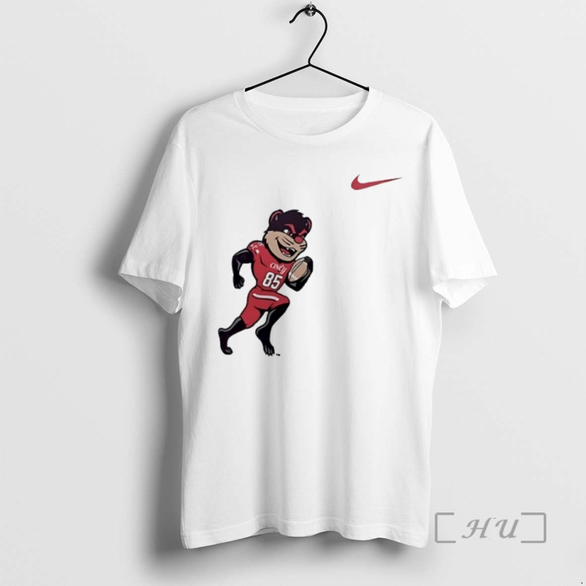 New Cincinnati Bearcats Mascot Playing Football Circle T-Shirts, Hoodie, Sweatshirt | AU01DripNestTees.com