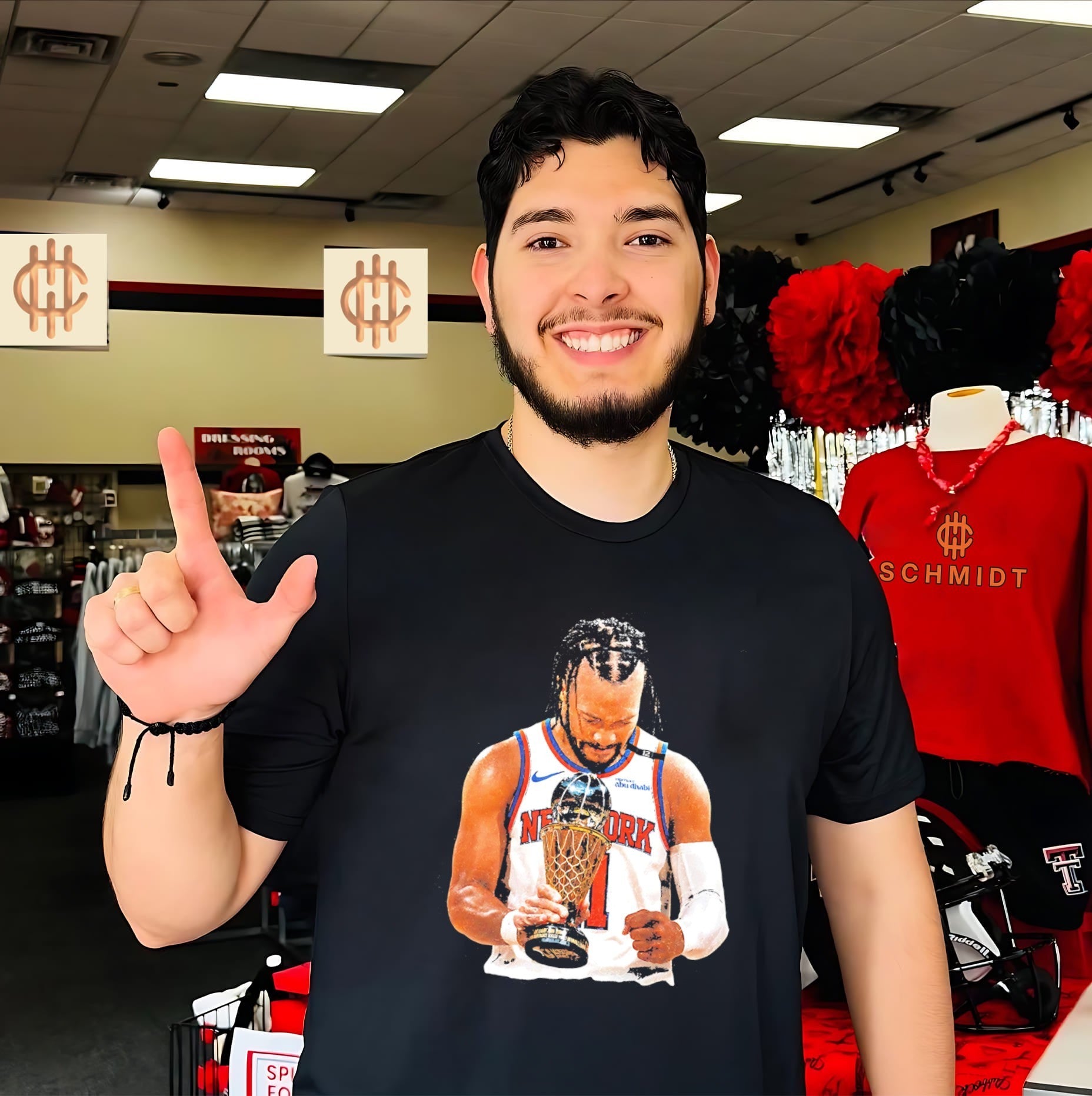 New York Knicks Jalen Brunson holding trophy retro shirt