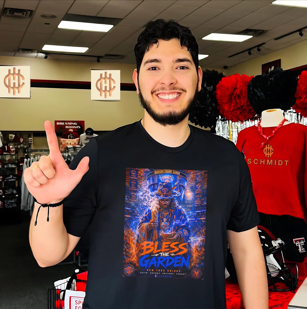 New York Knicks bless the garden mystical poster shirt