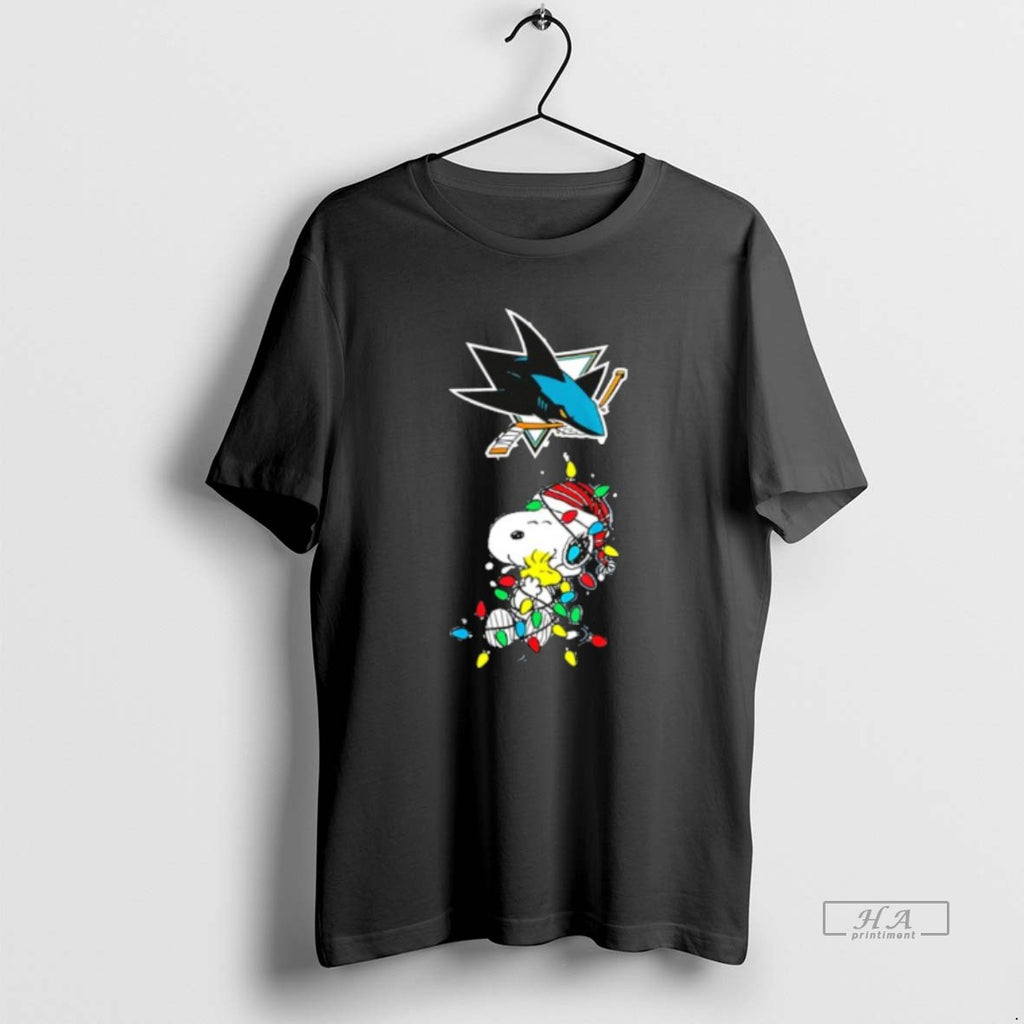 Official San Jose Sharks Peanuts Christmas Night 2025 Special Holiday T-Shirts, Hoodie, Sweatshirt | AU01DripNestTees.com