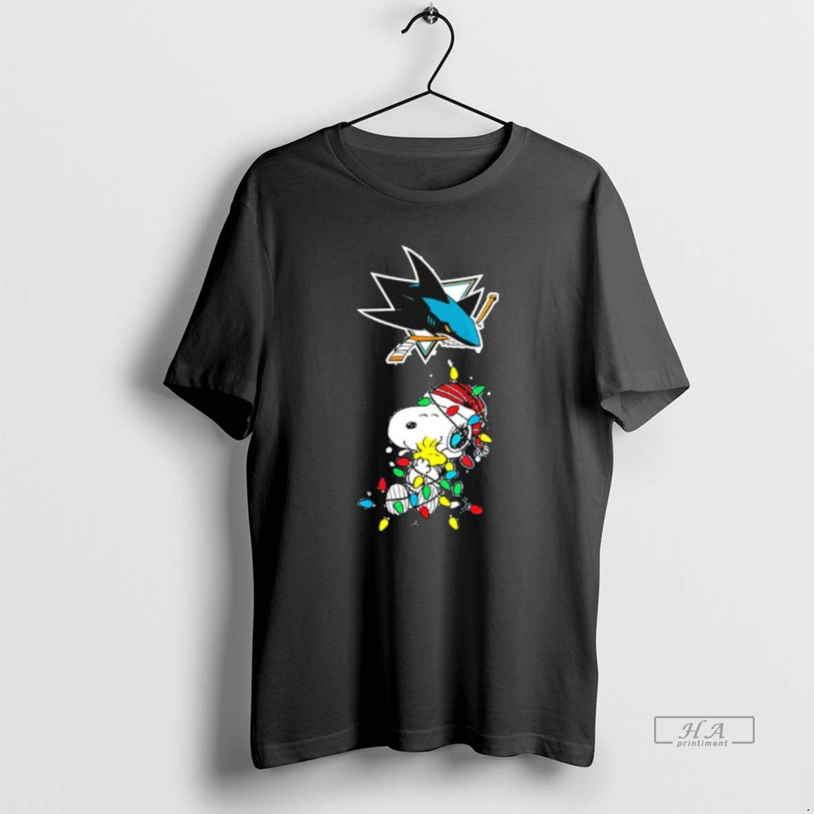 Official San Jose Sharks Peanuts Christmas Night 2025 Special Holiday T-Shirts, Hoodie, Sweatshirt | AU01DripNestTees.com