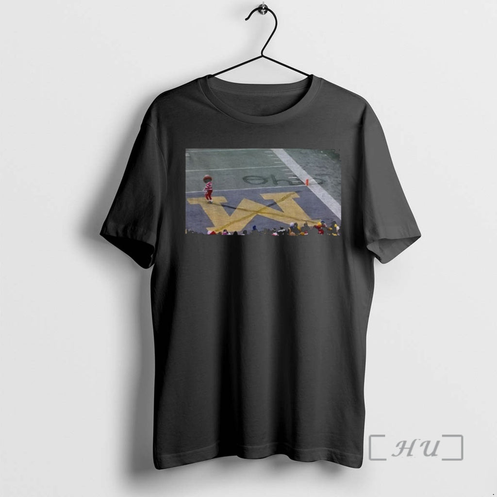 Officials Brutus Buckeye Ohio State Snow Fan Football Photo T-Shirts, Hoodie, Sweatshirt | AU01DripNestTees.com