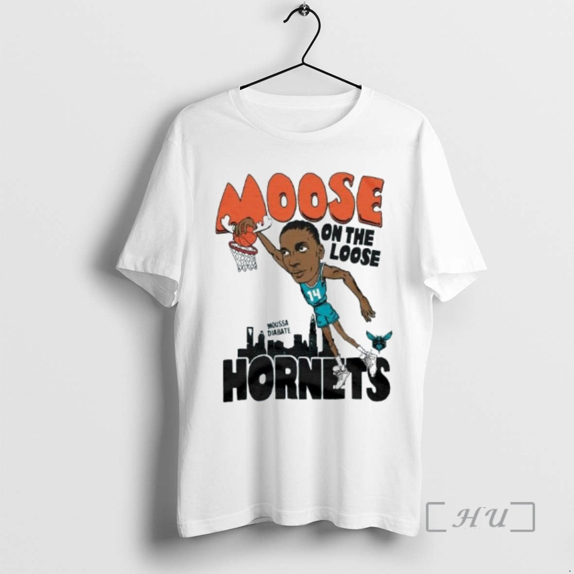 Officials Charlotte Hornets Moussa Diabate On The Loose Skyline Ornaments T-Shirts, Hoodie, Sweatshirt | AU01DripNestTees.com