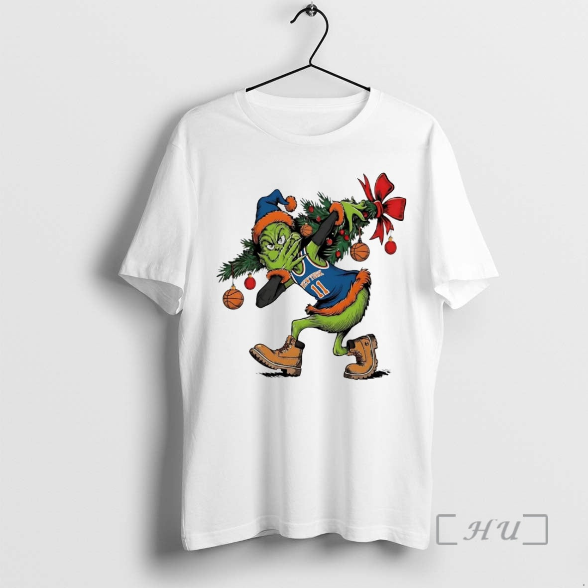 Officials Grinch Jalen Brunson 3 Point Celebration Christmas T-Shirts, Hoodie, Sweatshirt | AU01DripNestTees.com