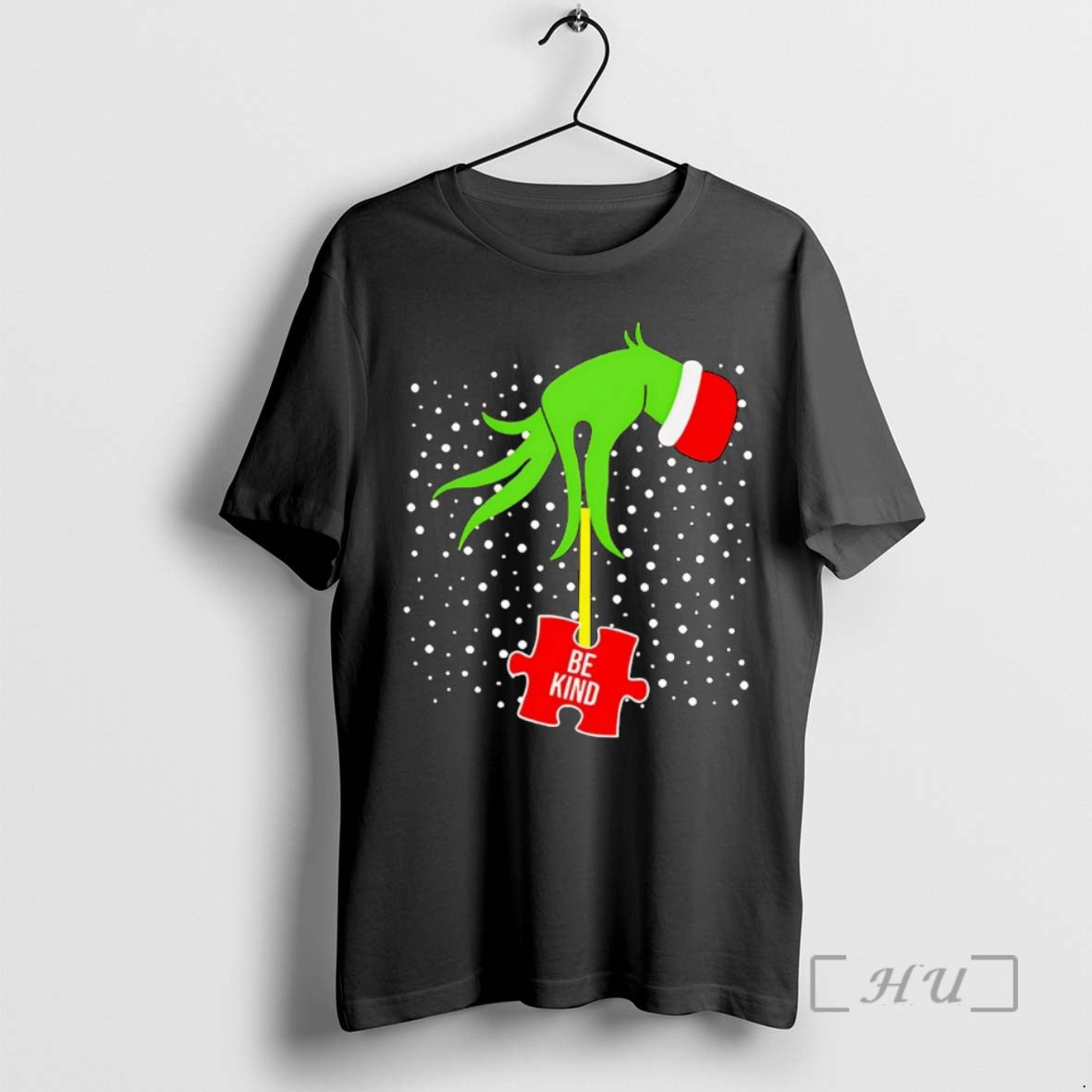 Officials Grinch Hand Be Kind Puzzle Autism Awareness Christmas T-Shirts, Hoodie, Sweatshirt | AU01DripNestTees.com