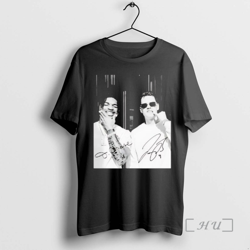 Officials Joe Burrow And Jamarr Chase Smile Signatures T-Shirts, Hoodie, Sweatshirt | AU01DripNestTees.com