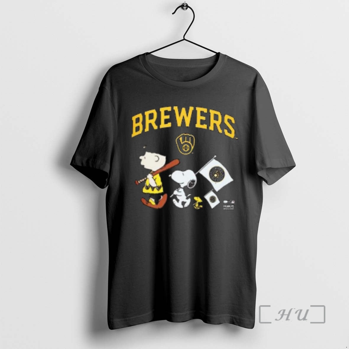 Officials Milwaukee Brewers Peanuts Flag Circle Black T-Shirts, Hoodie, Sweatshirt | AU01DripNestTees.com