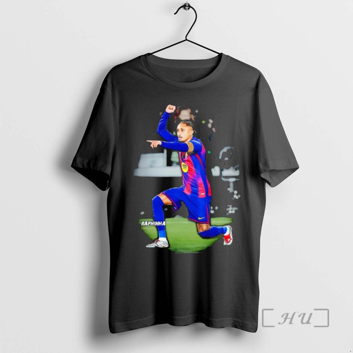 Officials Raphinha Gael Baby Celebration 2025 T-Shirts, Hoodie, Sweatshirt | AU01DripNestTees.com