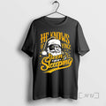 Officials Santa He Knows If Yinz Been Sleeping Pittsburgh Christmas T-Shirts, Hoodie, Sweatshirt | AU01DripNestTees.com