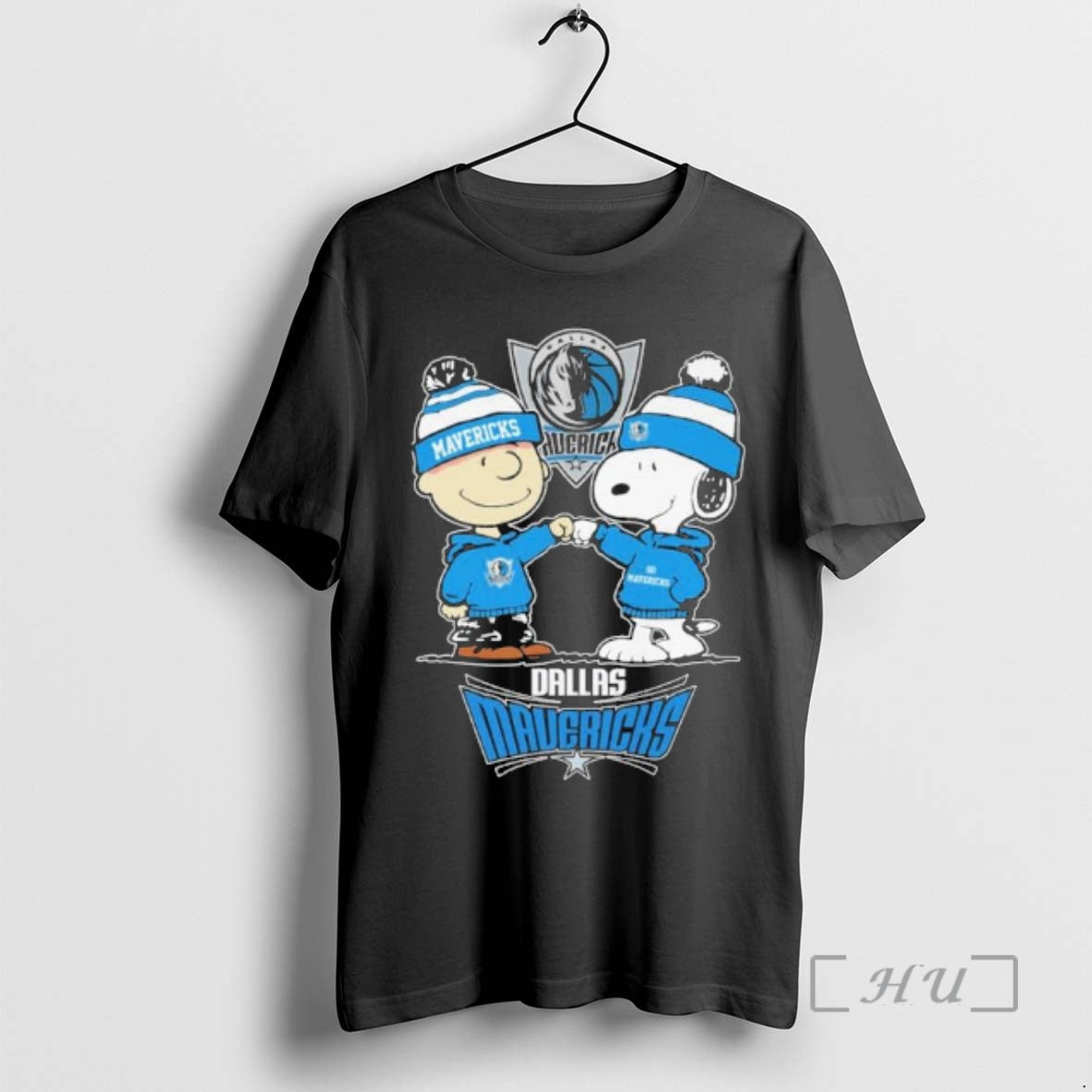 Officials The Peanuts Fist Bump Dallas Mavericks T-Shirts, Hoodie, Sweatshirt | AU01DripNestTees.com