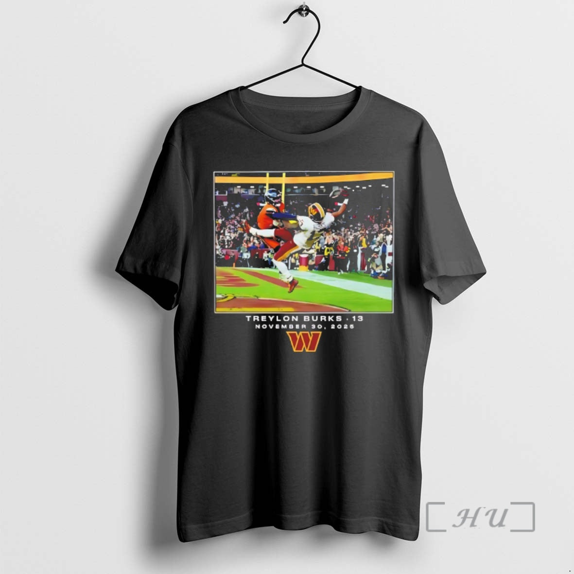 Officials Treylon Burks Washington Commanders Makes Incredible 1 Handed T-Shirts, Hoodie, Sweatshirt | AU01DripNestTees.com