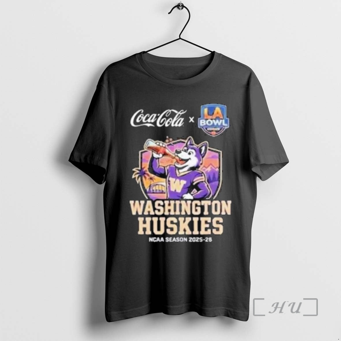 Officials Washington Huskies 2025 26 La Bowl Hosted By Gronk On December 13 Mascot Circle T-Shirts, Hoodie, Sweatshirt