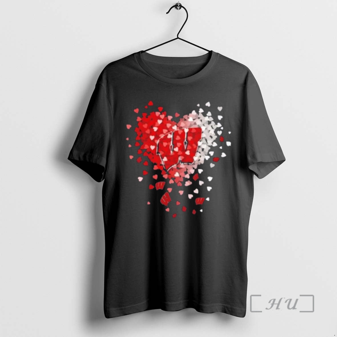 Officials Wisconsin Badgers Football Fans Hearts And Soul T-Shirts, Hoodie, Sweatshirt | AU01DripNestTees.com