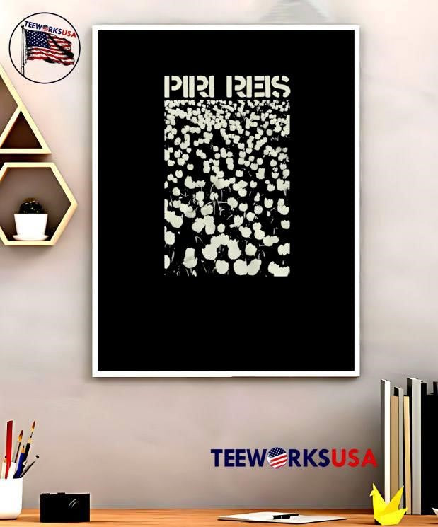 Piri Reis Floral Field Minimalist shirt