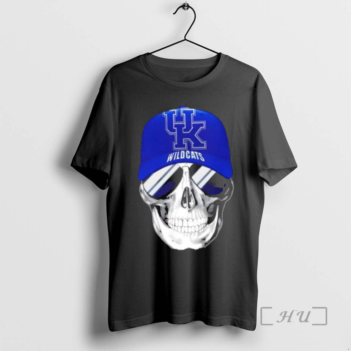 Trending Skull Wearing A Cap And Smile Kentucky Wildcats Fans T-Shirts, Hoodie, Sweatshirt | AU01DripNestTees.com