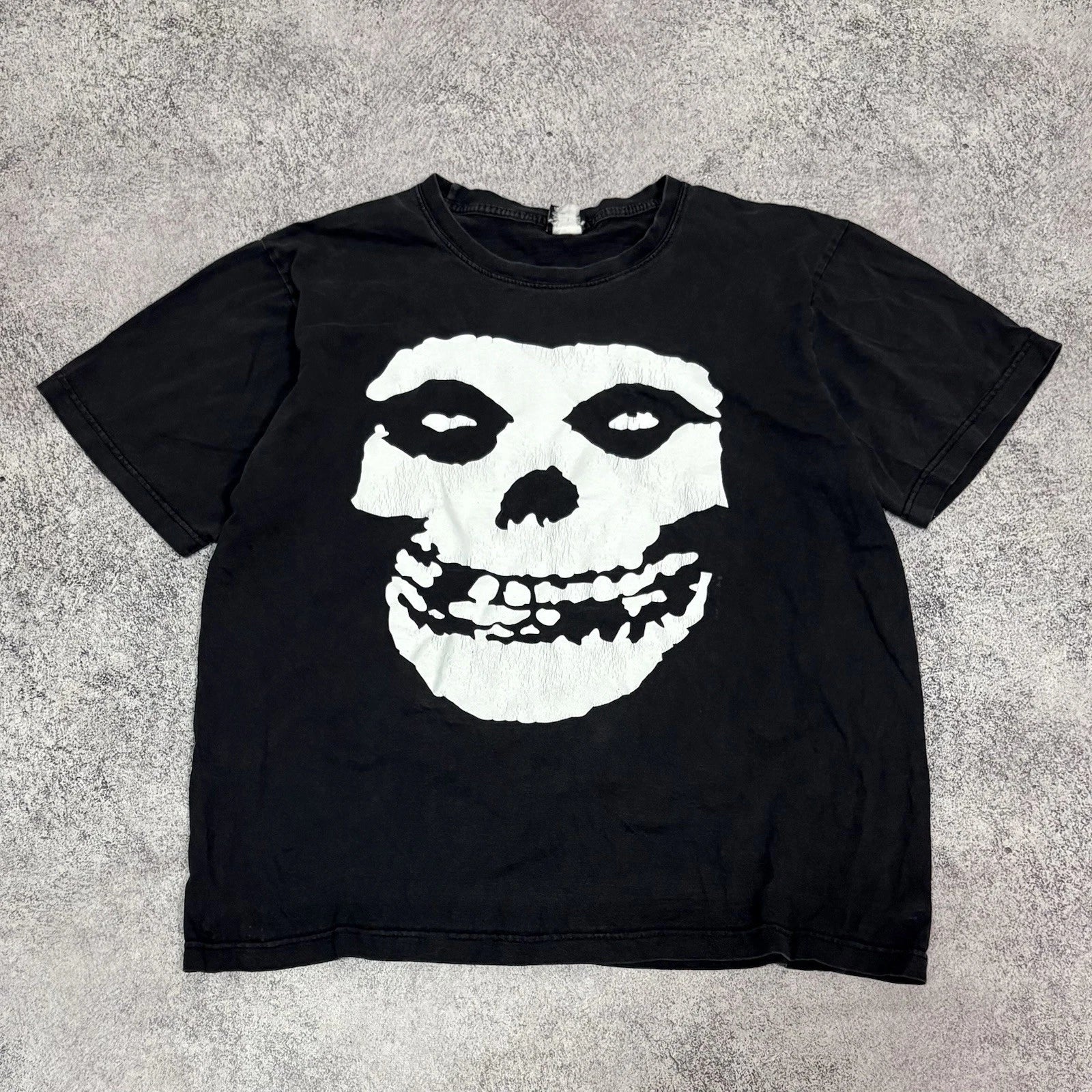 MISFITS VINTAGE 00S SKULL BIG LOGO FADED Y2K PUNK ROCK BAND T-SHIRT MEN’S SZ L