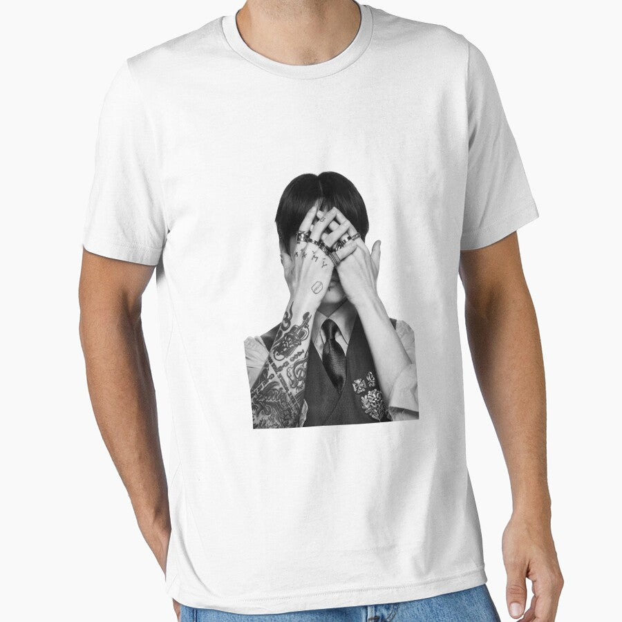 BTS Jungkook - Minimalist Mystery Art by moamaxshop