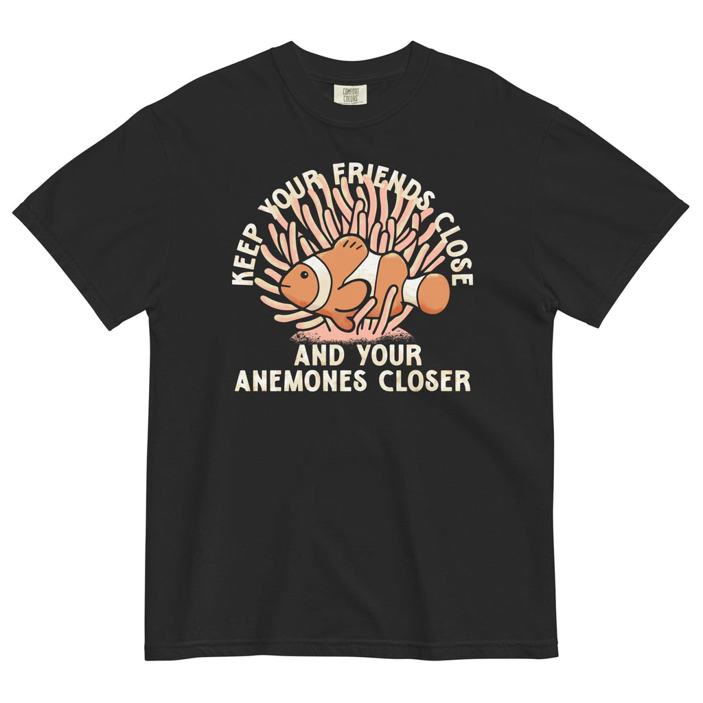 Keep Your Friends Close And Your Anemones Closer Men's Relaxed Fit Tee