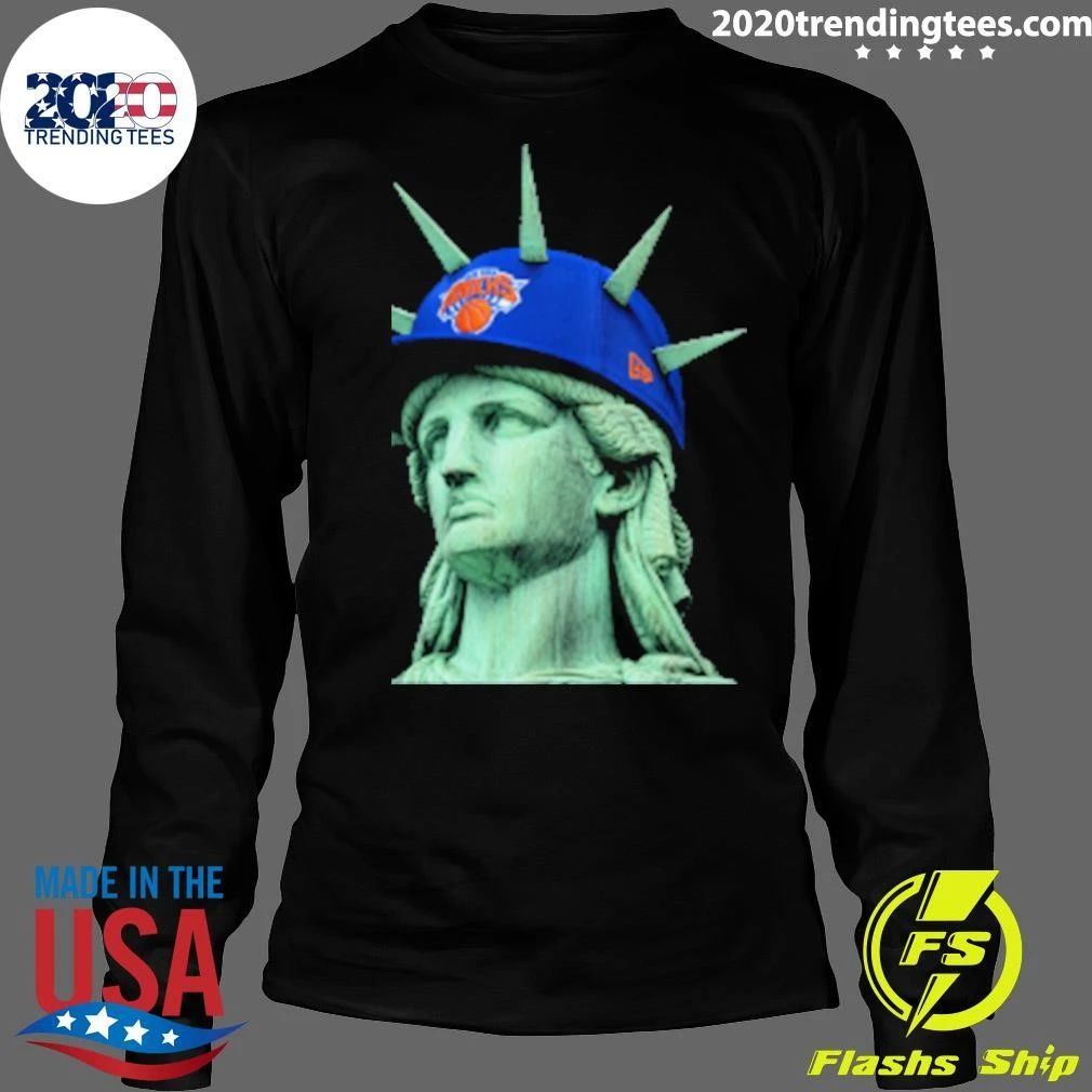 New York Knicks Statue of Liberty Wearing Knicks Cap Graphic Shirt