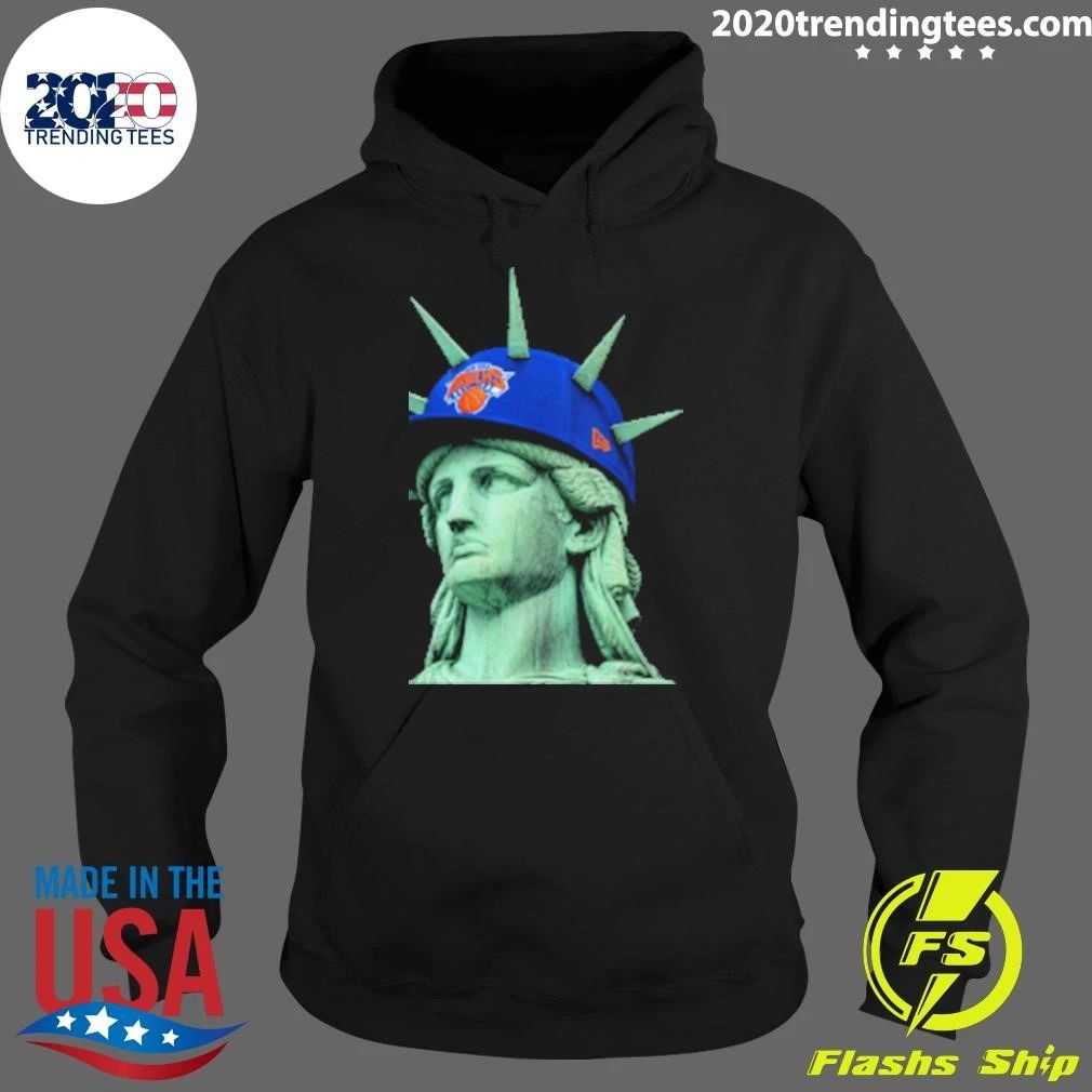 New York Knicks Statue of Liberty Wearing Knicks Cap Graphic Shirt
